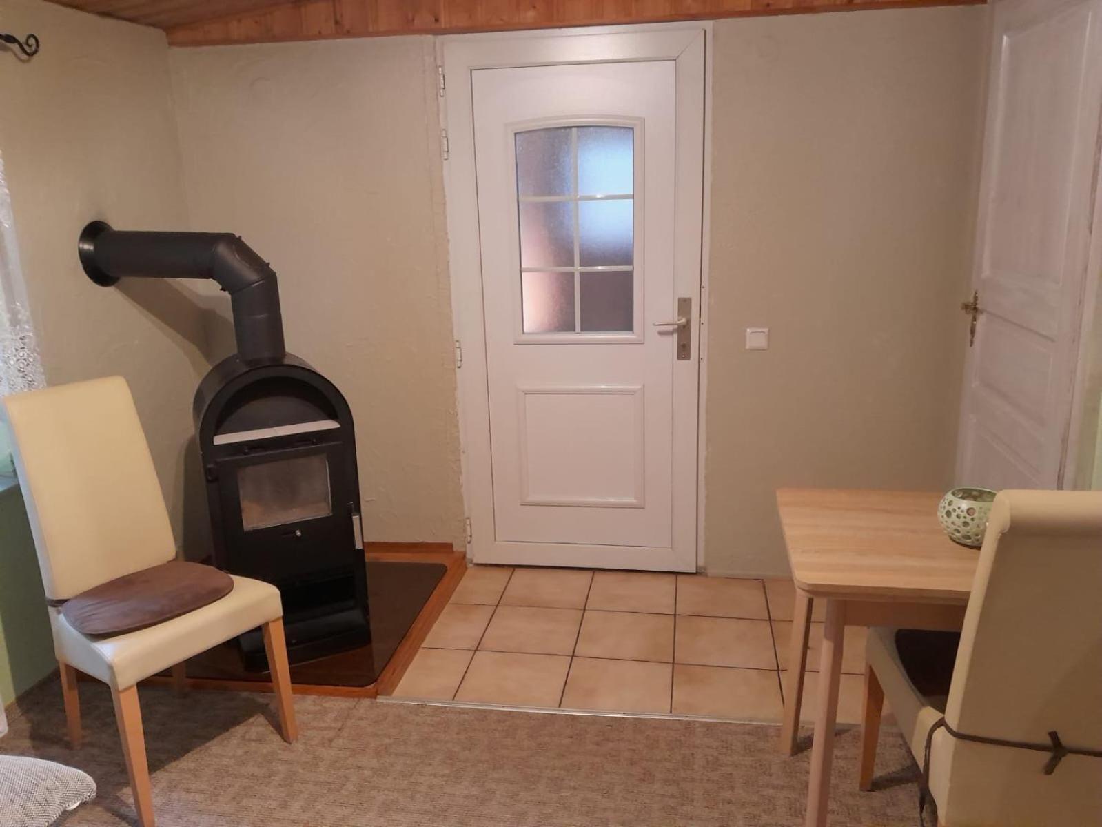 Gemuetliche Ferienwohnung Loebert Luebbenau Luaran gambar